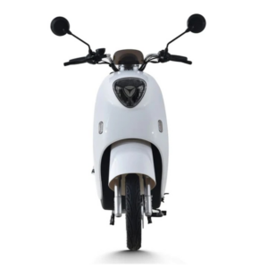 Review YADEA M6 Scuter Electric cu Autonomie 90 km